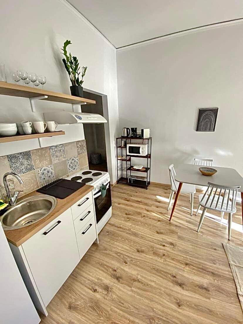Comfortable Apartment In The City Center Atene Esterno foto